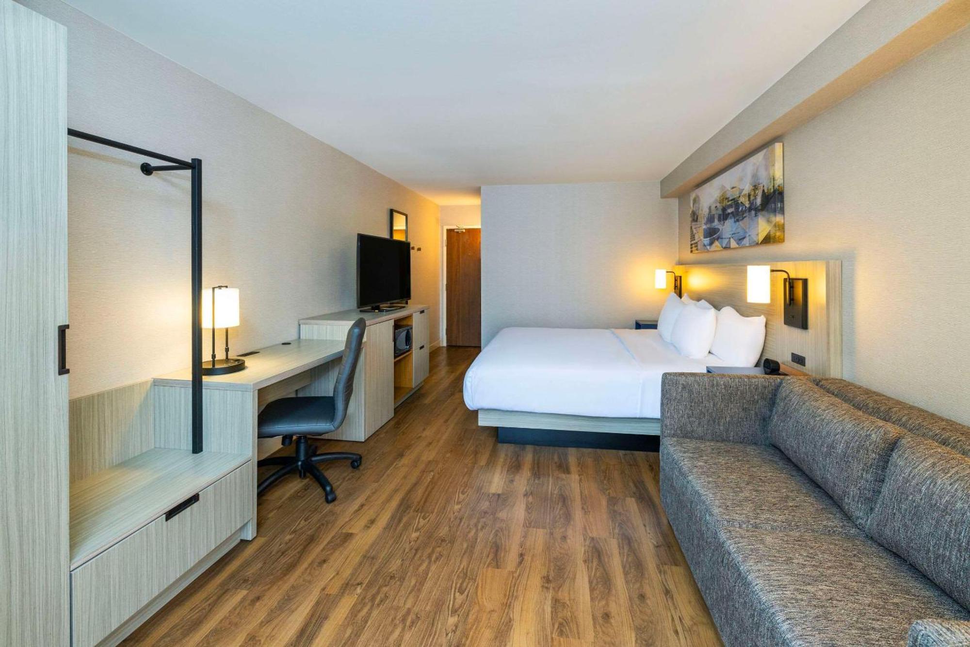 Comfort 3* Amherst